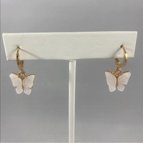 NWOT Gold & White Butterfly Huggie Earrings - Picture 6 of 15